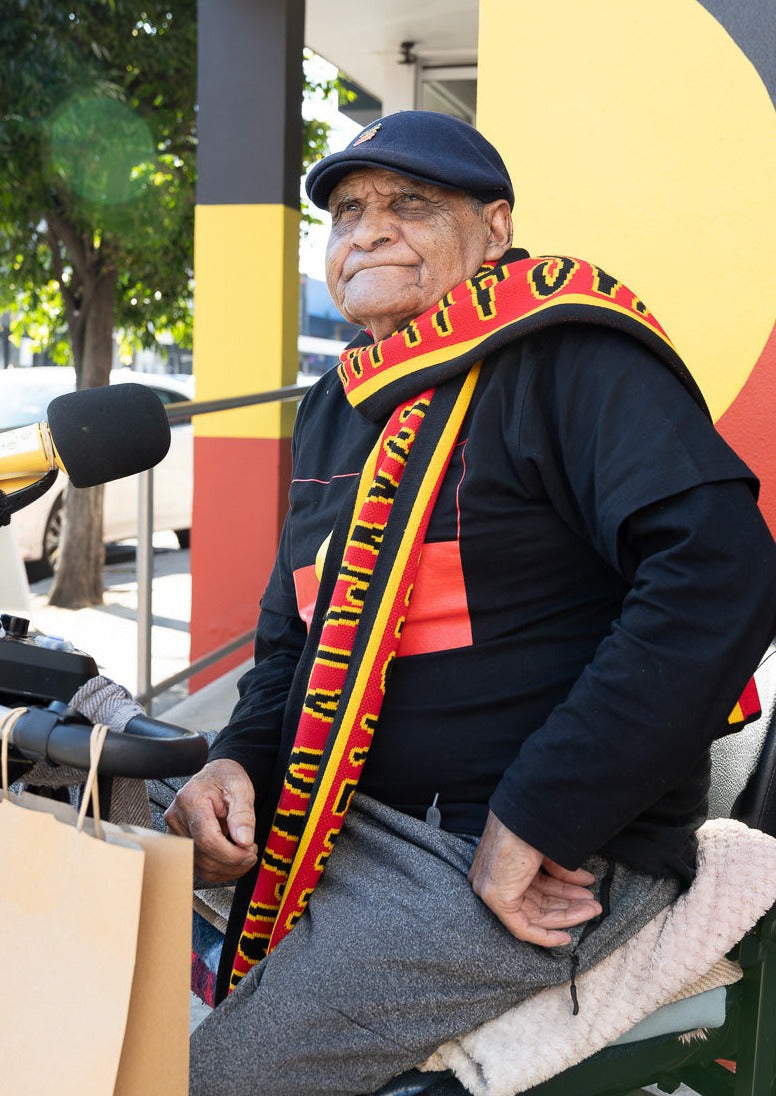 Power scarf Clothing The Gaps