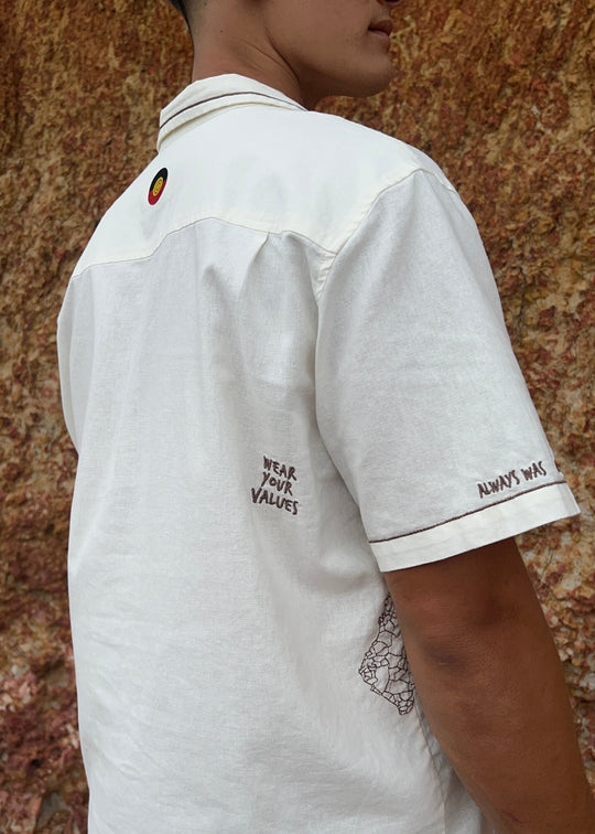 Spirit Shirt Clothing The Gaps Universal Store