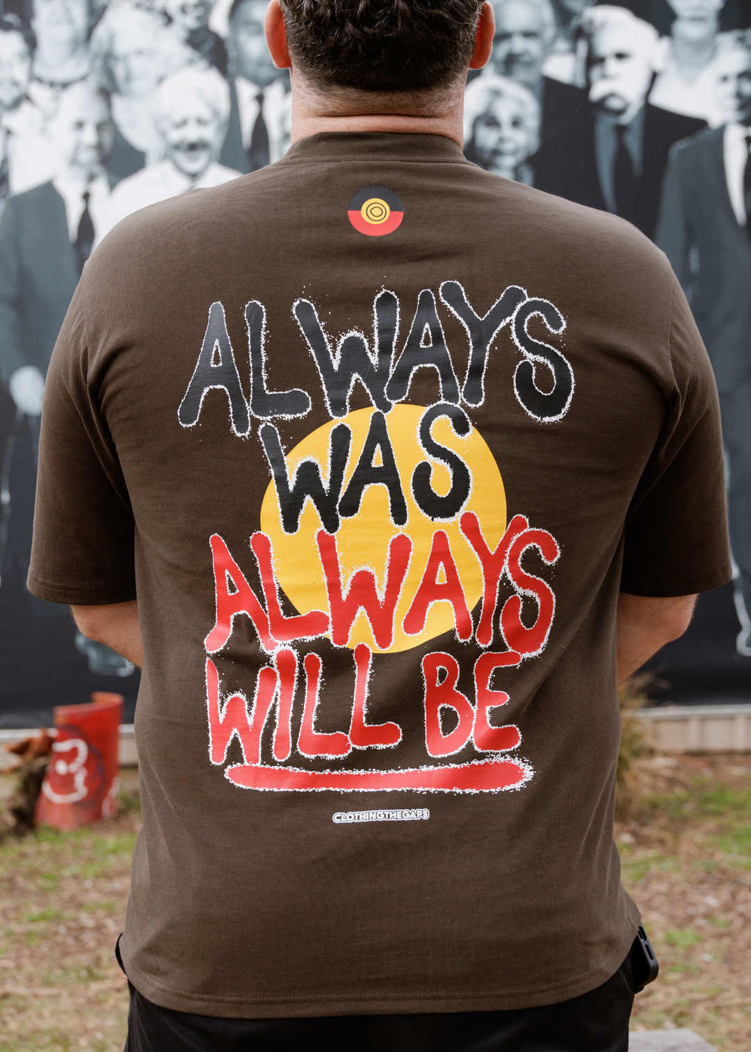 Resistance Tee - Brown