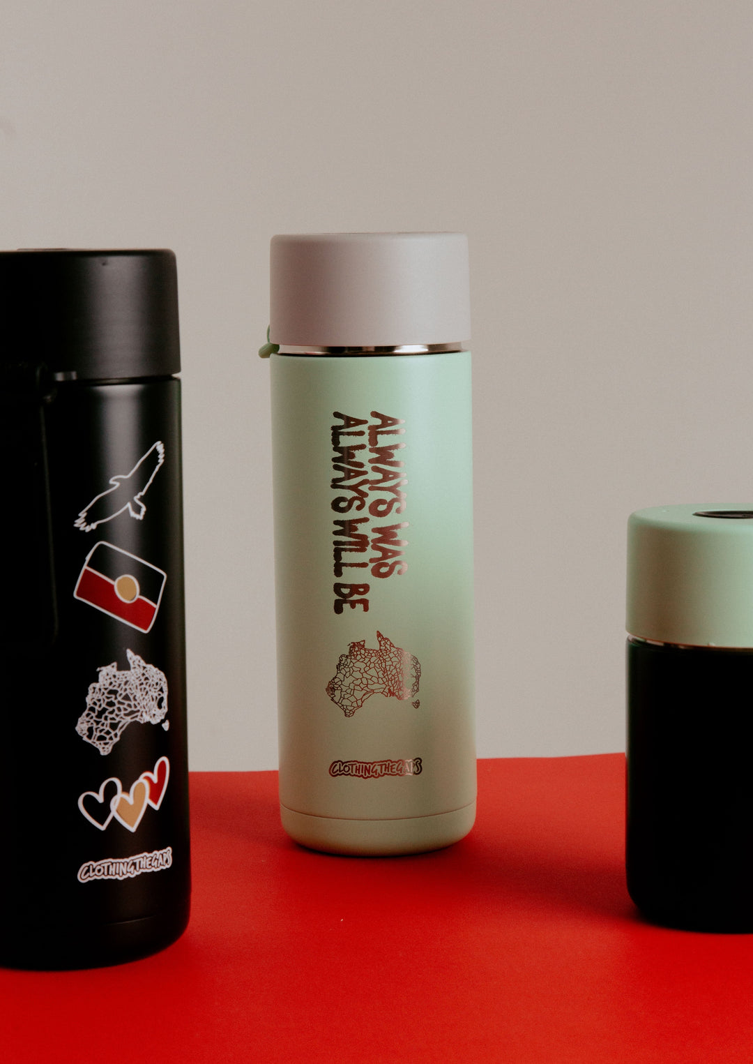 frank green clothing the gaps water bottles