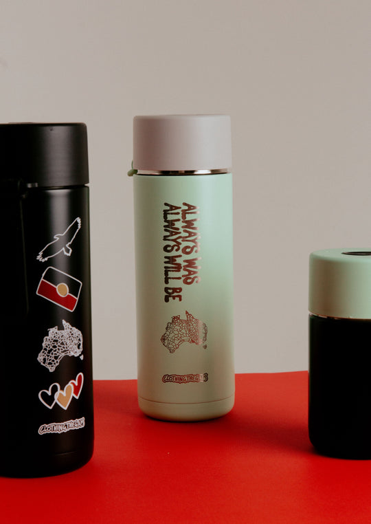 frank green clothing the gaps water bottles
