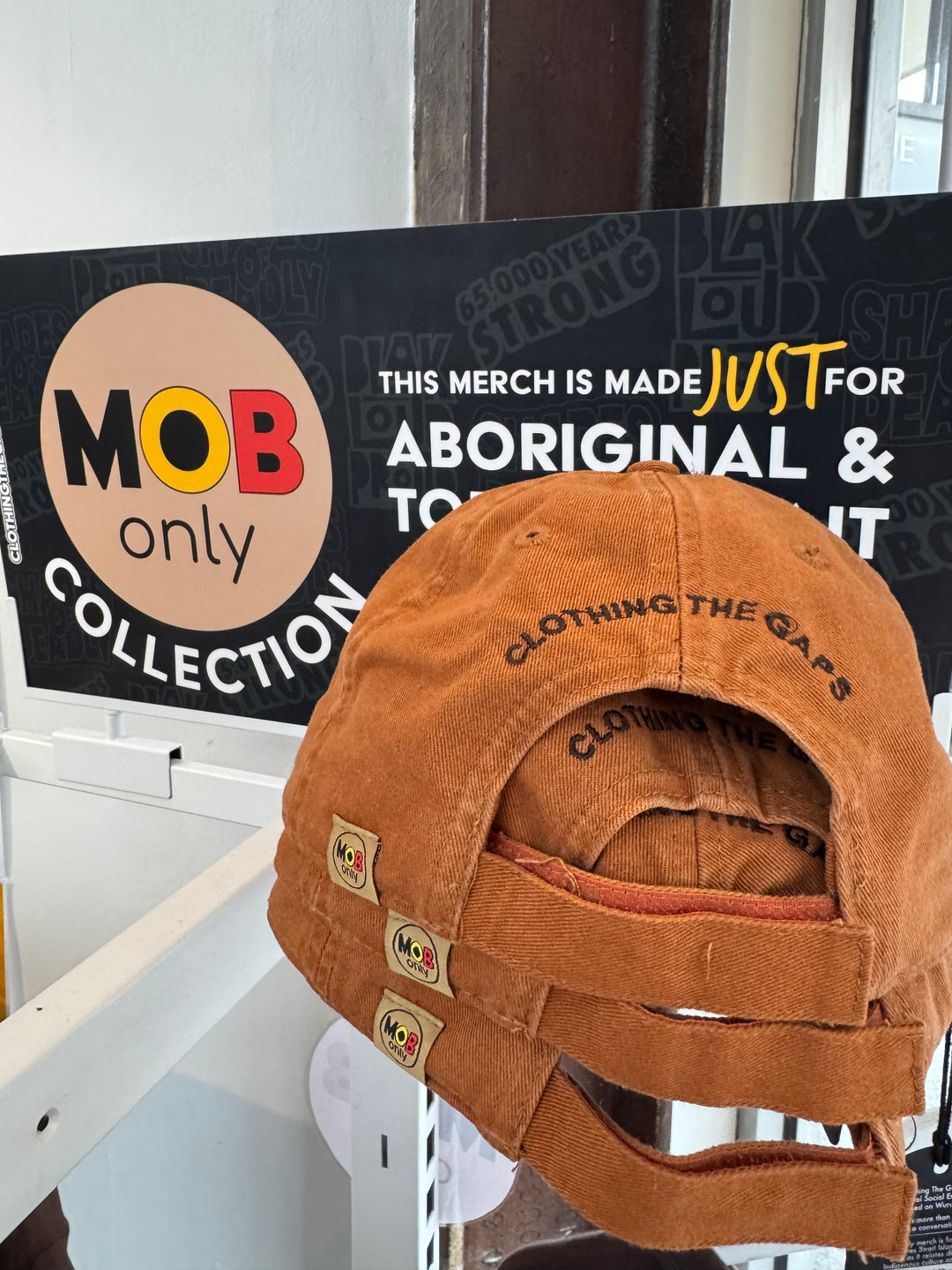 Shades of Deadly Cap